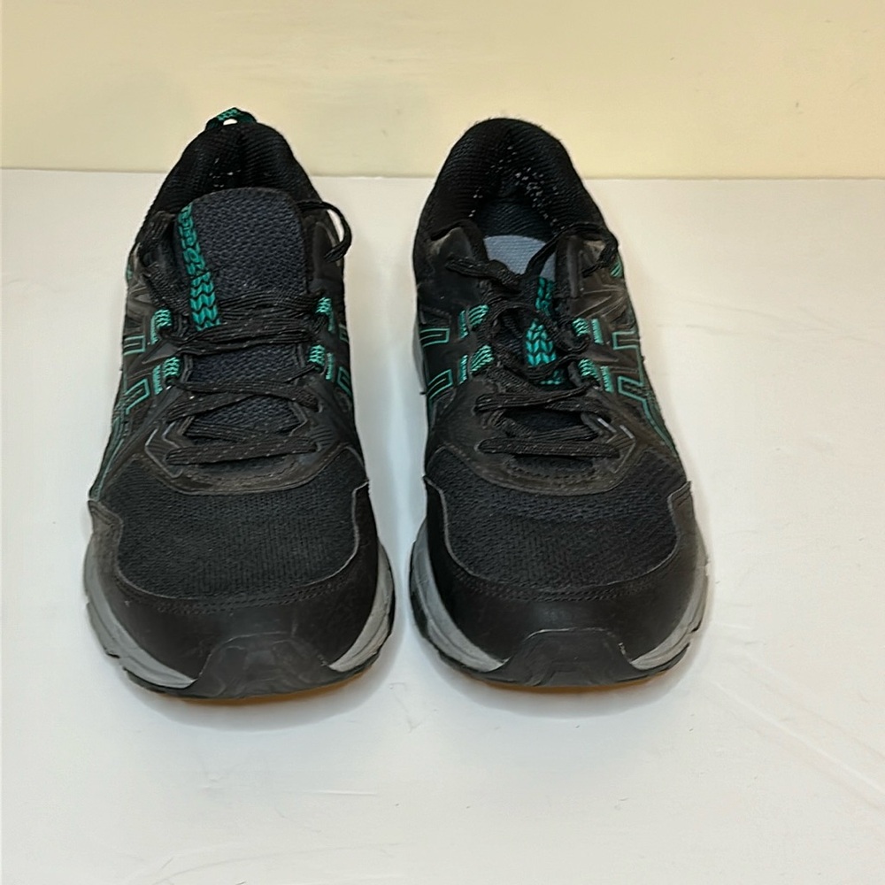 ASICS Sneakers Size 8 Women’s